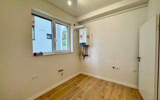 Apartament 2 camere, intabulat, finisat la cheie (RV-37D-Mo-ap.1) - Poză 3