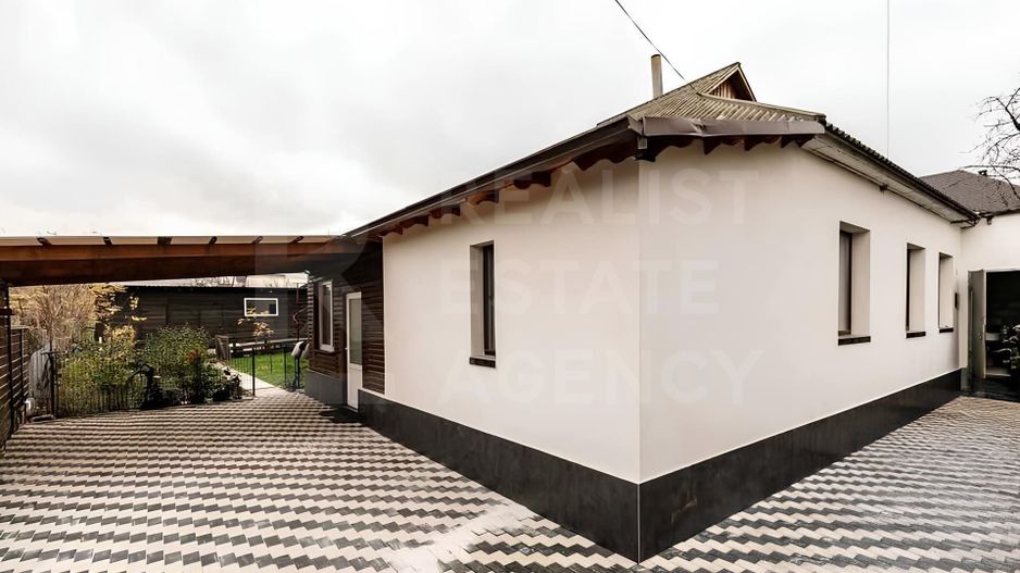 Vânzare, casă, 4 camere, str. Serghei Lazo, com.Sîngera - Poză 1