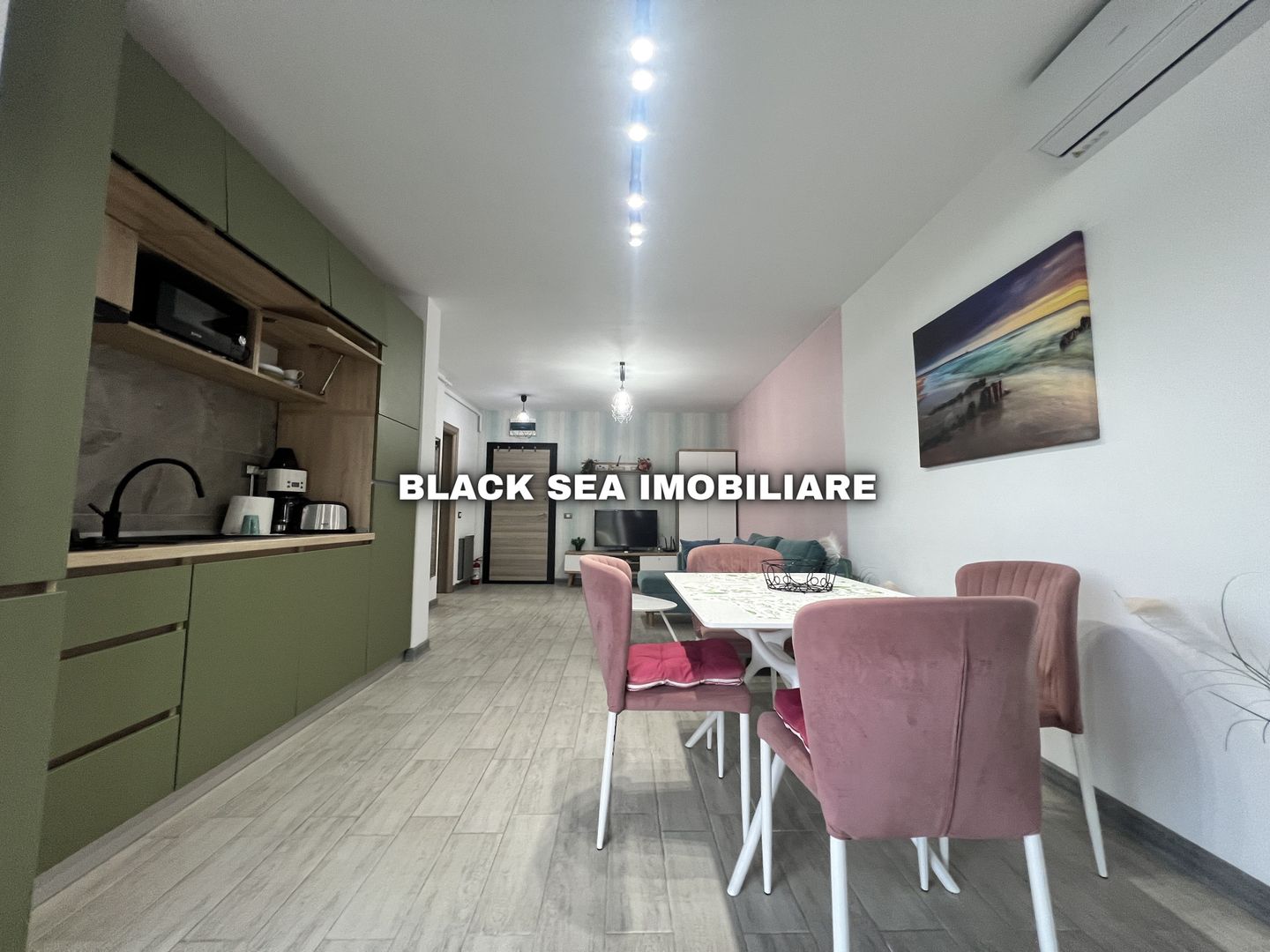 Apartament modern 2 camere in Alezzi Beach Resort Fitness & Spa - Poză 4