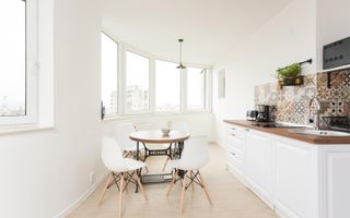 🏡 Apartament 2 camere de închiriat – Zonă centrală, Piața Cipariu - Poză 1