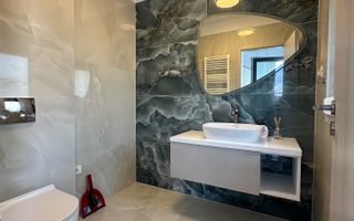 Duplex despărtit  prin garaj zona Ikea - Poză 13