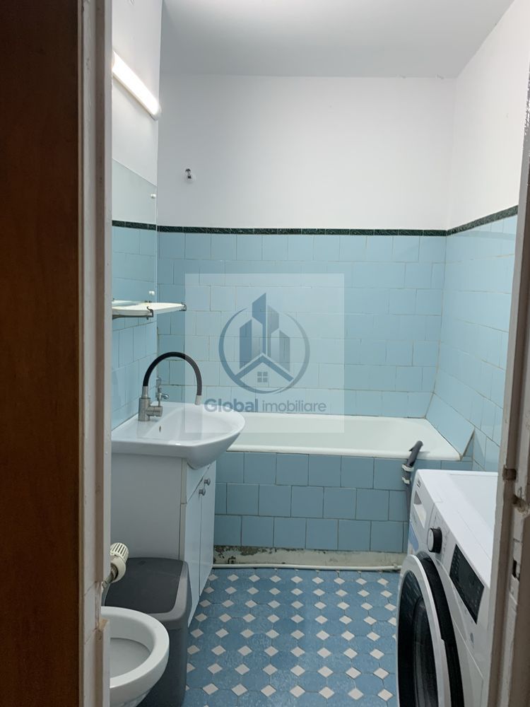 Inchiriez apartament doua camere - Poză 3