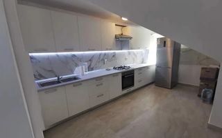 Apartament cu doua camere de vanzare - Poză 1