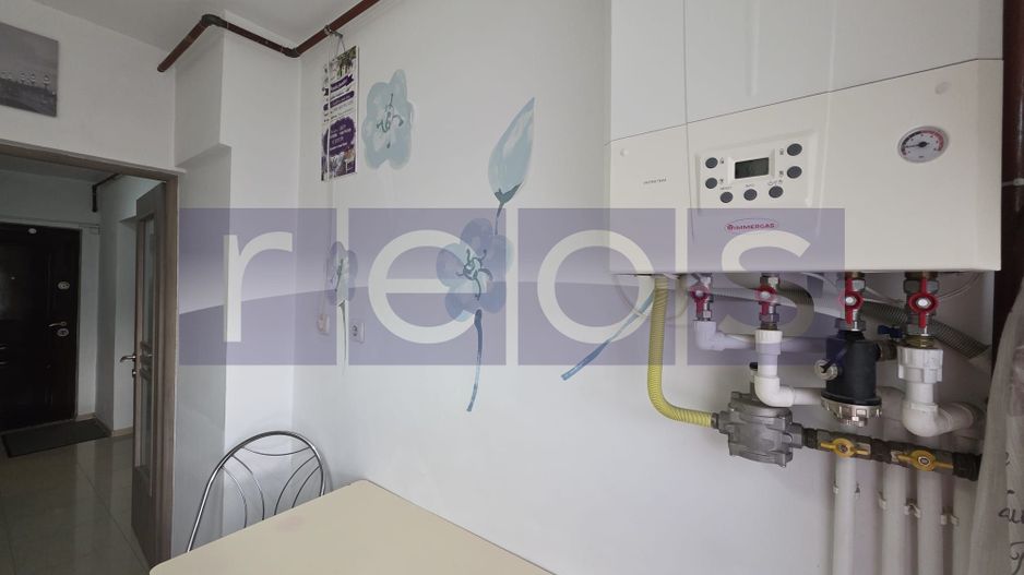 VANZARE -2 CAMERE -DECOMANDAT -PARCARE -CENTRALA PROPRIE - Poză 10