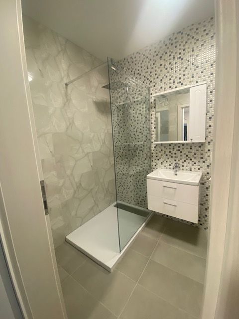 Apartament 3 camere KARA RESIDENCE cu loc de parcare inclus - Poză 12