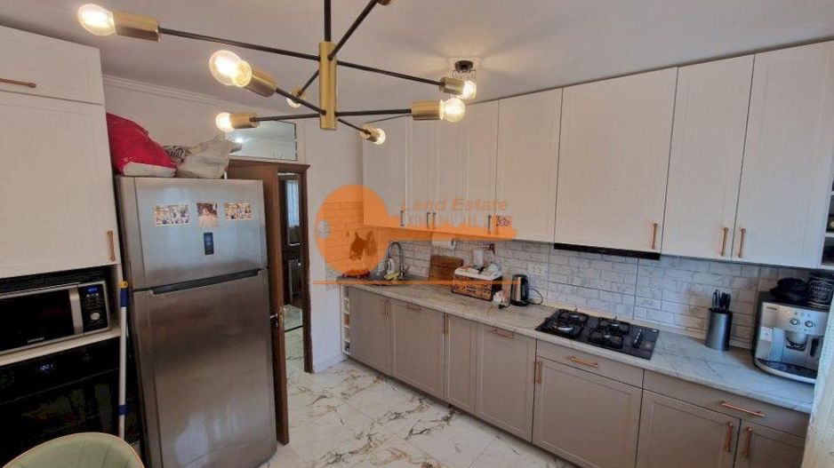 Apartament 3 camere in zona Drumul Gazarului - Bloc Reabilitat - Poză 5