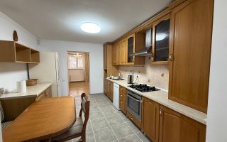 Chirie, casă, 5 camere, strada Sfântul Mihail, Băcioi - Poză 4