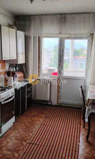 Etaj 3 Apartament 3 Camere Decomandat Nicolina-Frumoasa Bloc 1989 - Poză 3
