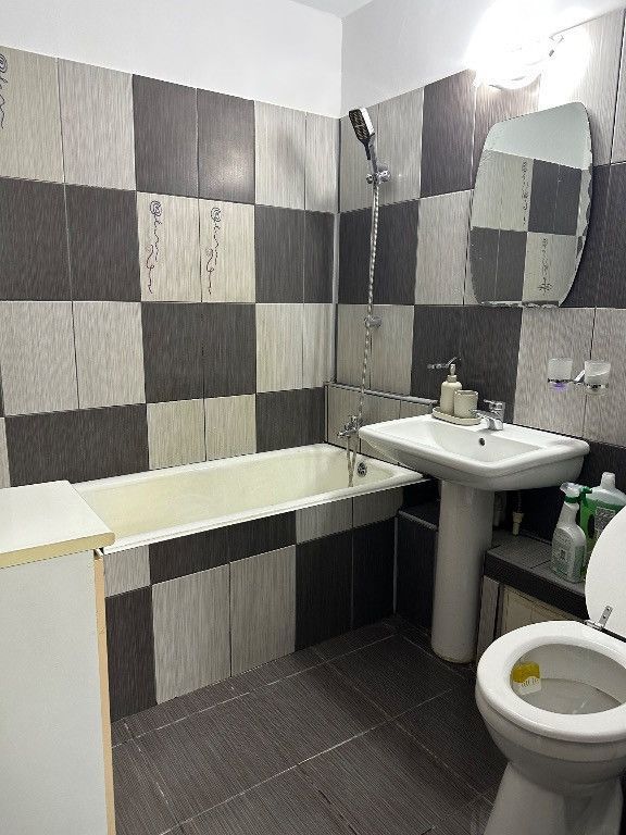 Inchiriez apartament 2 camere - renovat Crangasi - Poză 9