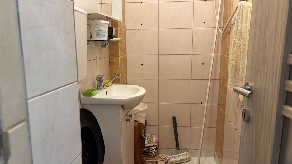 Apartament spatios cu trei camere, Aparatorii Patriei, 124.000€ - Poză 7