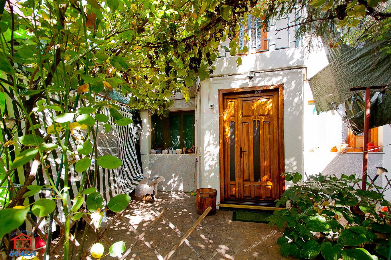 Vila cocheta, situata in centrul istoric al orasului - Poză 21