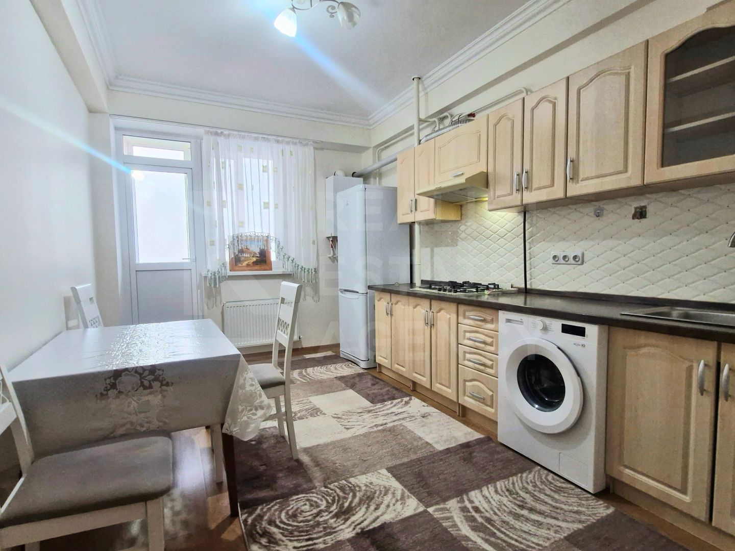 Chirie, apartament, 1 cameră, str. Sprîncenoaia, Telecentru - Poză 1