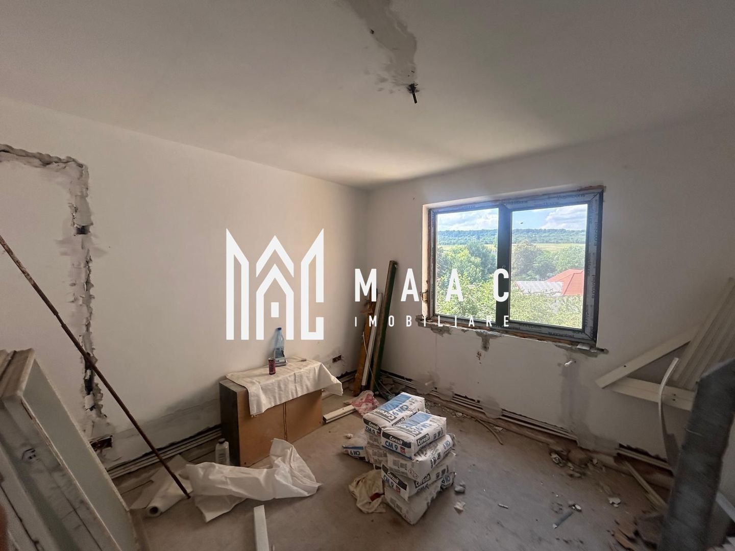 Apartament de vânzare 2 camere | Central, Cisnădie | 35 mp, etaj 2/4 - Poză 2