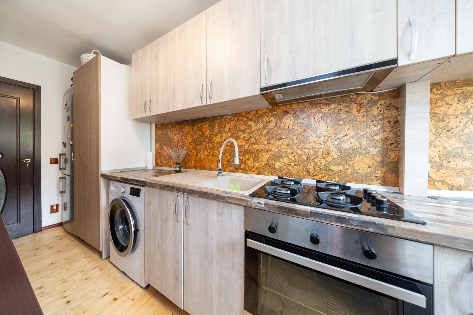 Sacele-Apartament 2 camere+2 locuri de parcare - Poză 4
