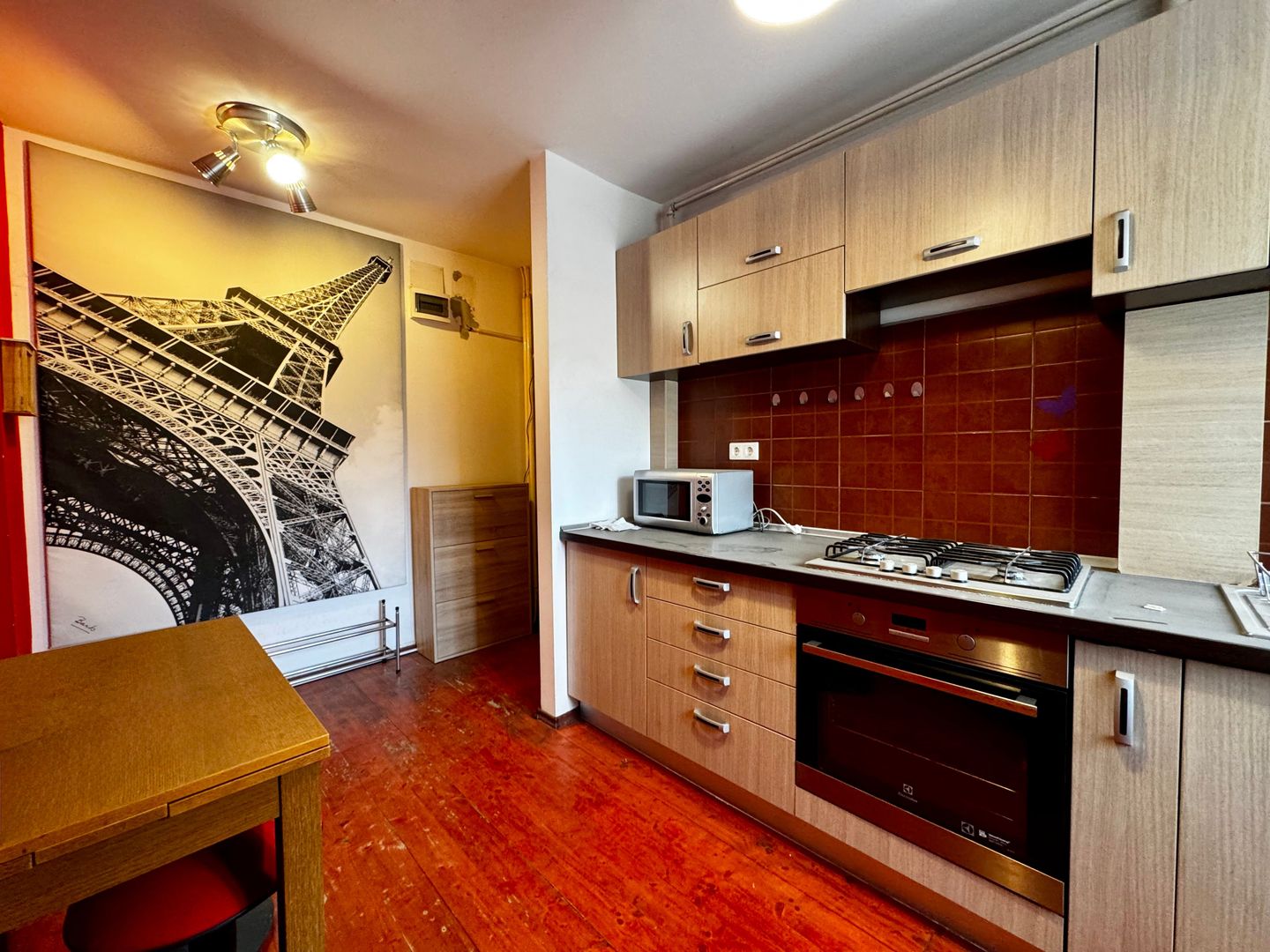 Apartament 2 camere, primitor, la doar 5 minute de Piața  Victoriei - Poză 8