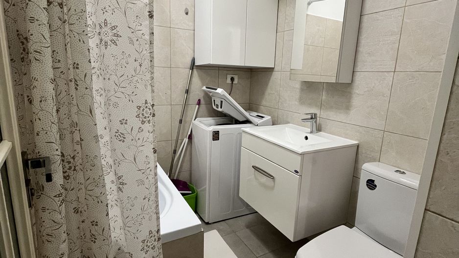 Studio bine compartimentat, parcare, complet mobilat, renovat, mutare imediata - Poză 21