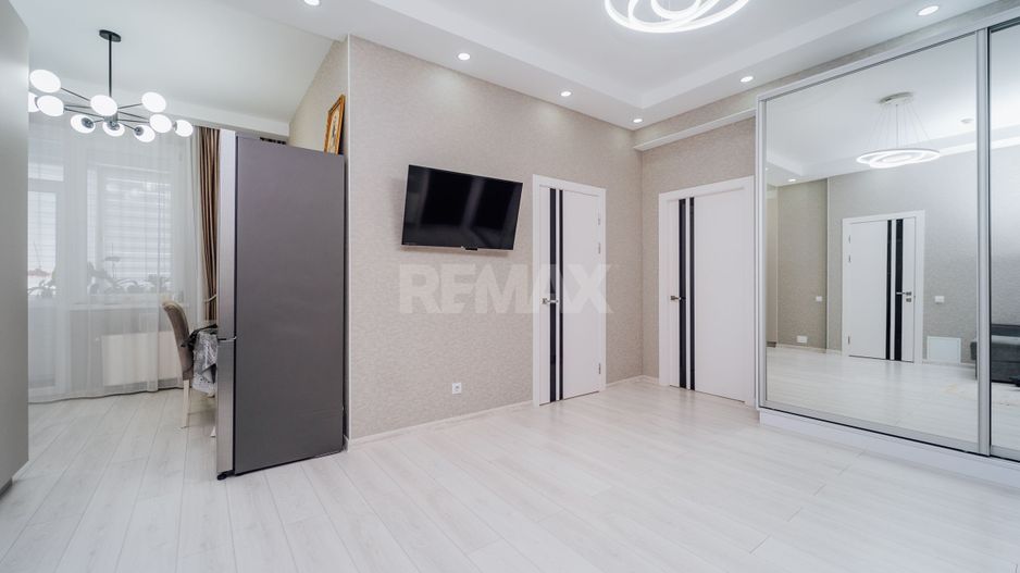 Apartament 3 camere, Botanica - Poză 1