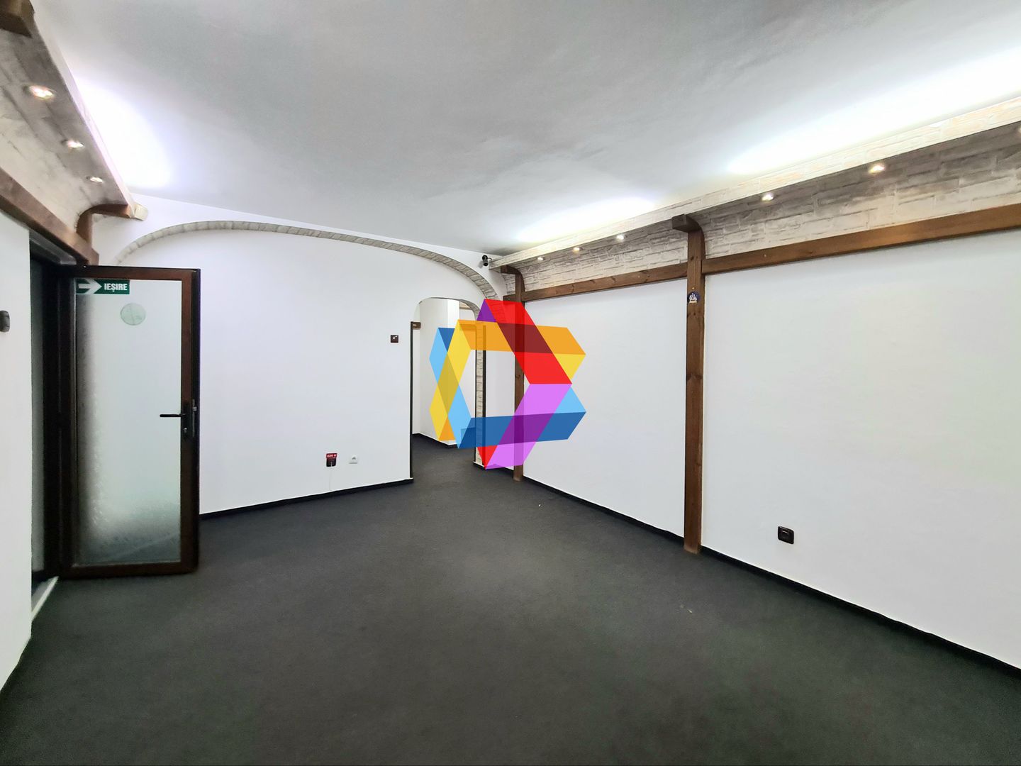 Spatiu birouri de vânzare, investiție, Brasov - 70 mp  # Plus - Imo. ro - Poză 5