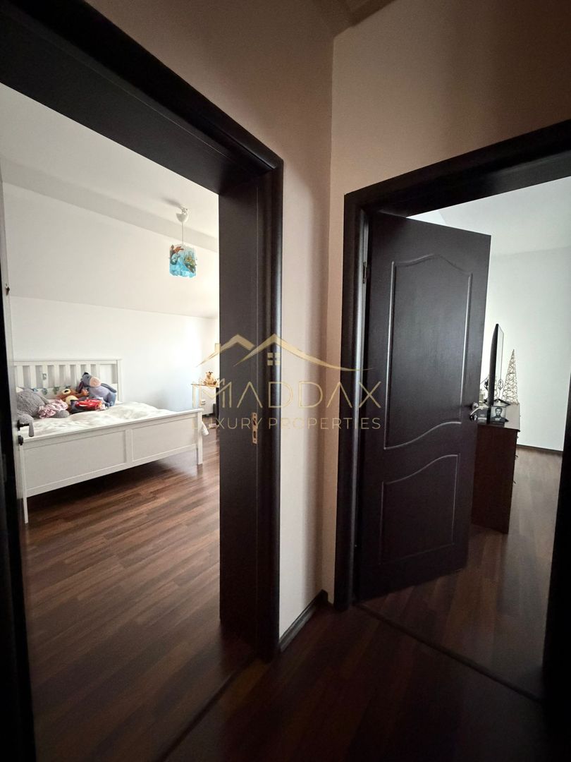 Vila spatioasa cu vedere spre lac Corbeanca - Poză 24