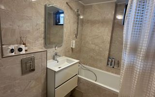 Apartament cu 3 camere în zona P-ta Unirii - Poză 10