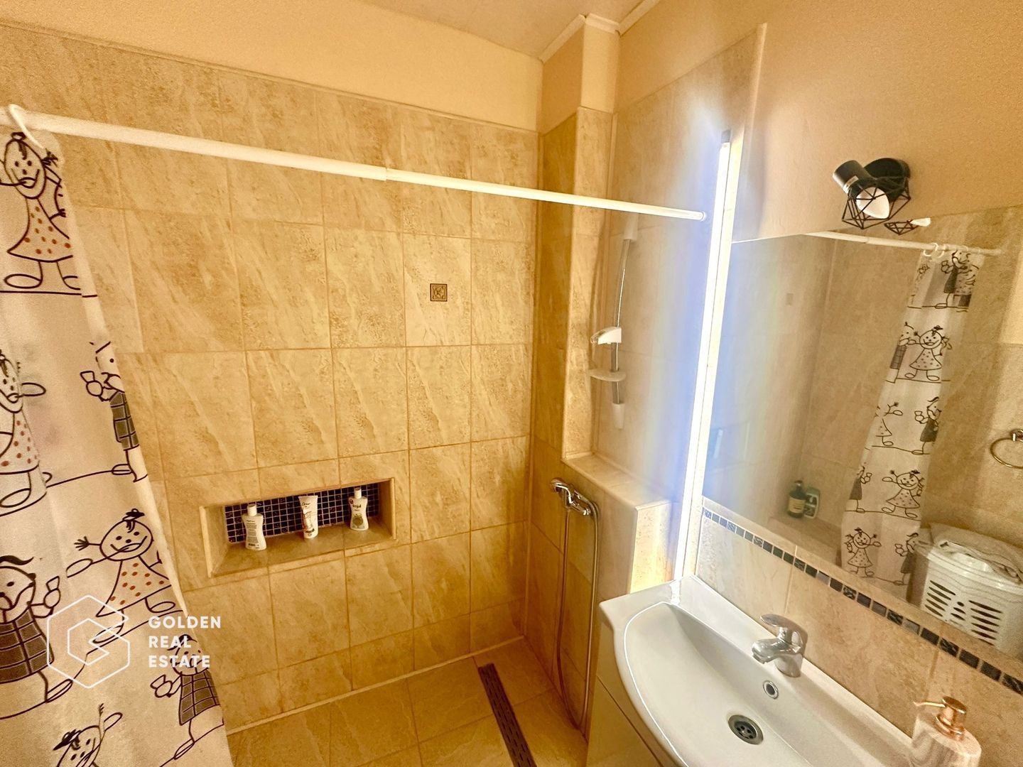 Apartament frumos, parcul Orizont, 3 camere, 2bai, 95mp,balcon, centrala proprie - Poză 8