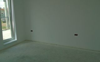 Sanandrei, Duplex pe PArter , 3 Dormitoare, 2 bai, Dresing, Perete Dublu - Poză 9