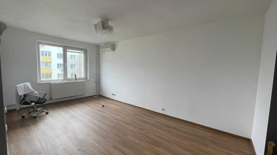 Vanzare Apartament 3 cam, etaj 7, bl anvelopat, 2 lifturi, centrala, Margeanului - Poză 3