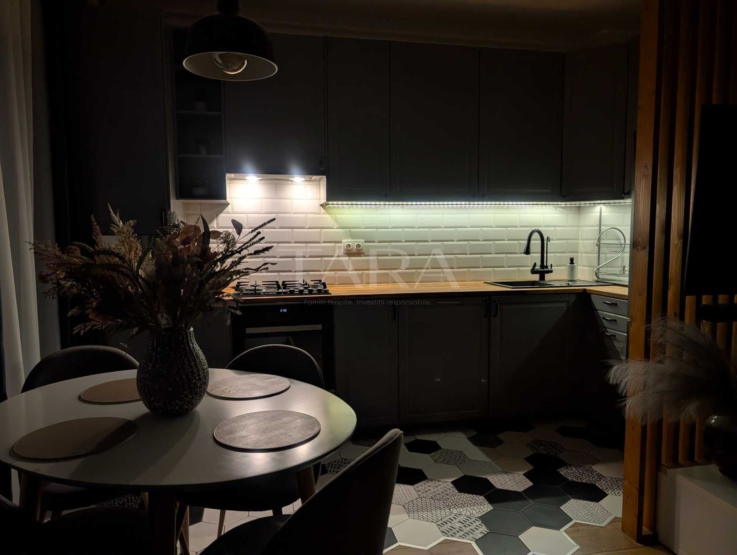 Apartament premium cu 2 camere, 2 parcări subterane și boxă. - Poză 5
