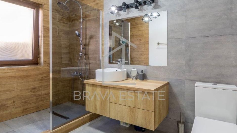 Duplex 110mp, 3 dormitoare, 2 bai, parcare, curte 270mp, zona Cetatii - Poză 8