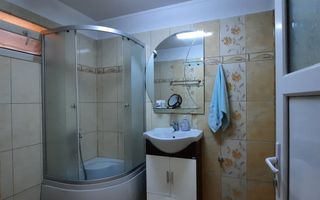 Acasă într-o casă din Coiciu lângă Institutul de Marină - Poză 13