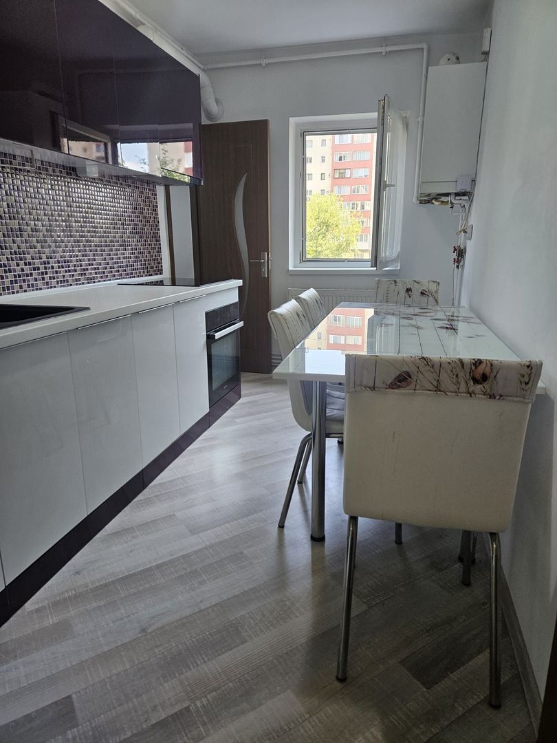 Spitalul Judetean apartament doua camere - Poză 11
