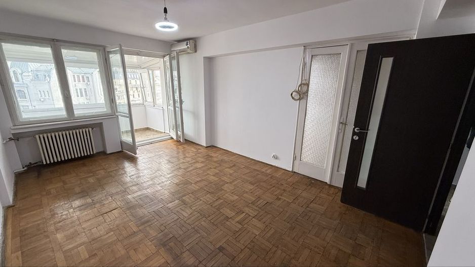 Apartament 3 camere Regina Elisabeta, langa parc, ideal investitie - Poză 1