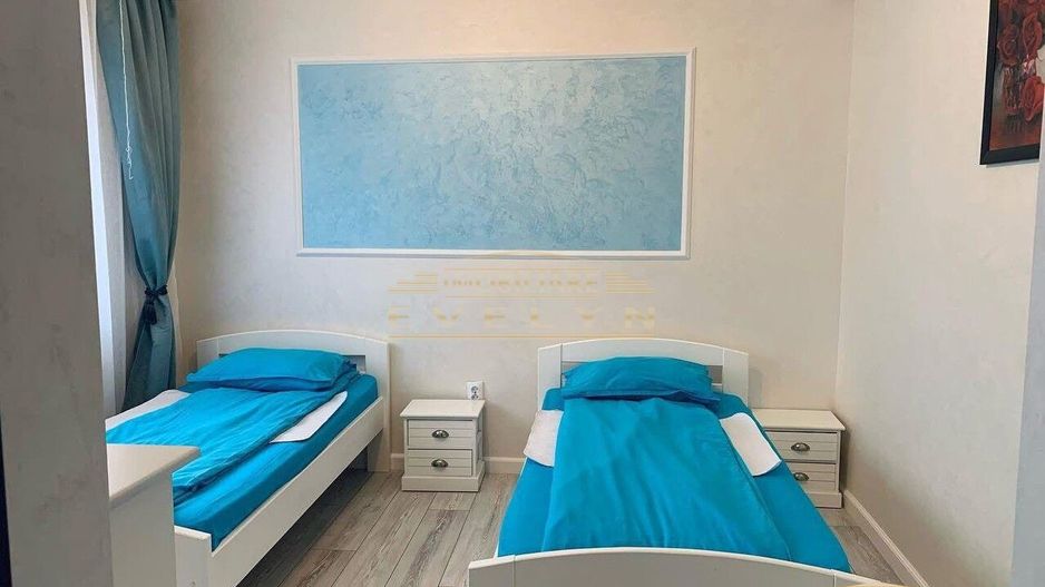 Proprietate moderna D+P+1 ‧ 7 camere ‧ 3 bai ‧ 325 m² utili ‧ teren 1.000 m² ‧ complet echipata - Poză 11