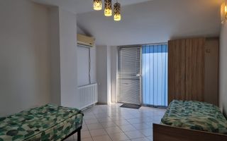 Închiriere clădire – zonă centrală Constanța, aproape de mare - Poză 9