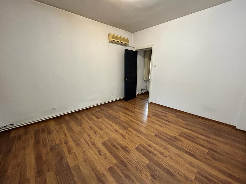 Apartament 3 camere in vila Aurel Vlaicu | Garaj 26.48 mp - Poză 10