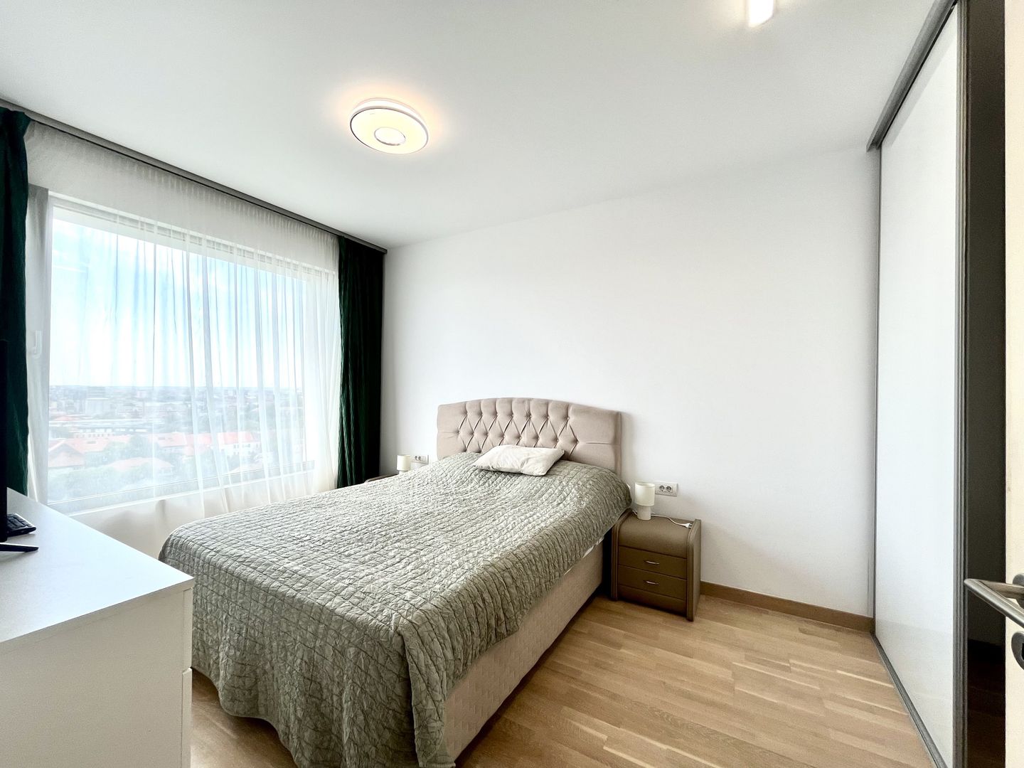 Apartament 2 camere, vedere spectaculoasa spre raul Bega - ISHO - Poză 10