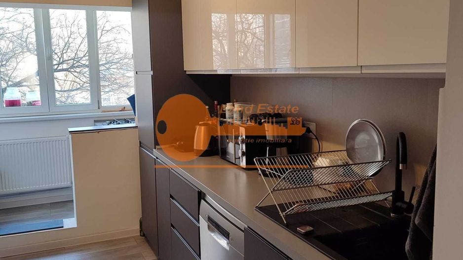 Apartament cu 4 camere in zona Crangasi(Bloc Reabilitat) - Poză 6