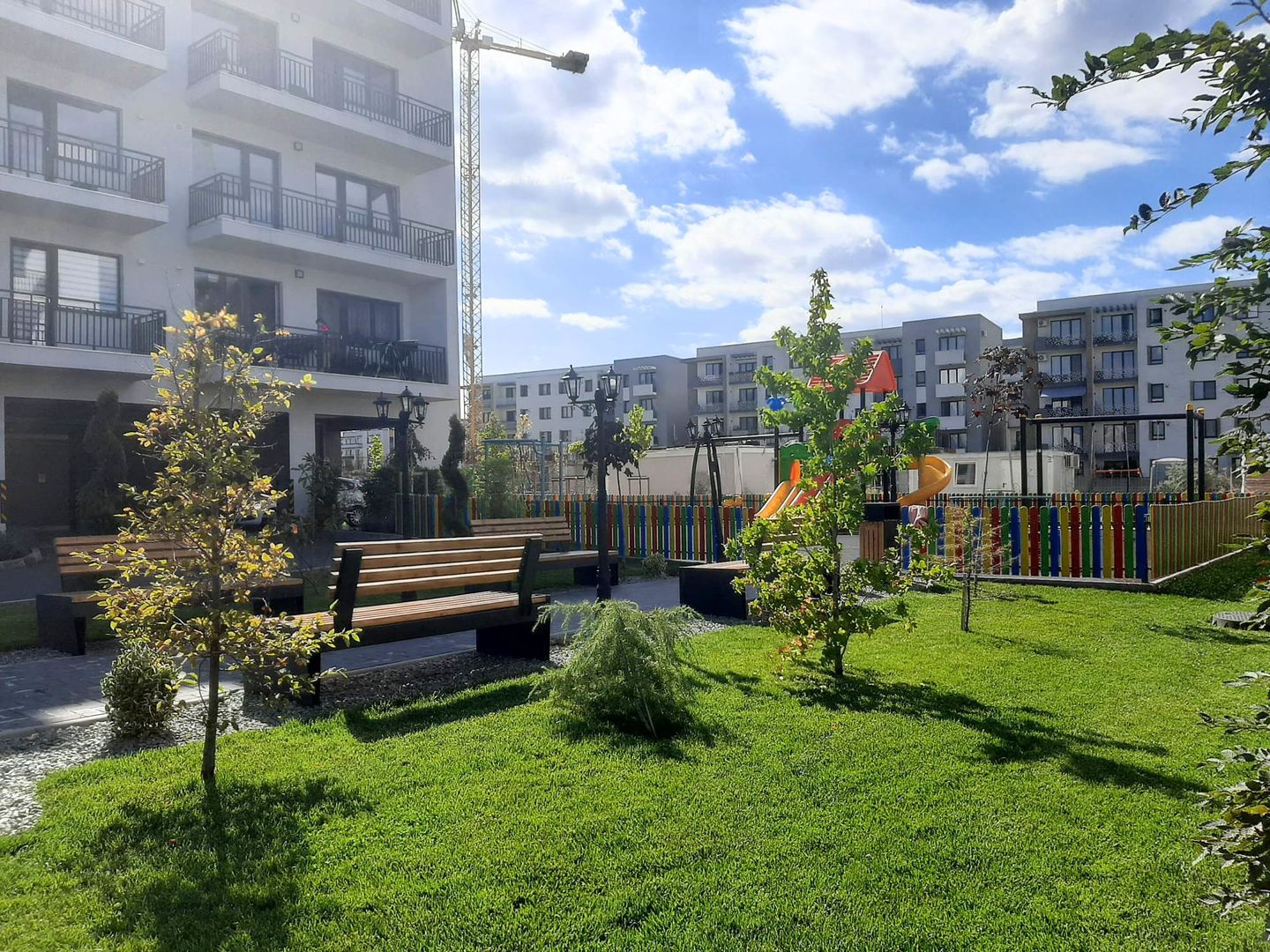Un Apartament Pentru O Viață Bună  Coresi  2025 - Poză 2