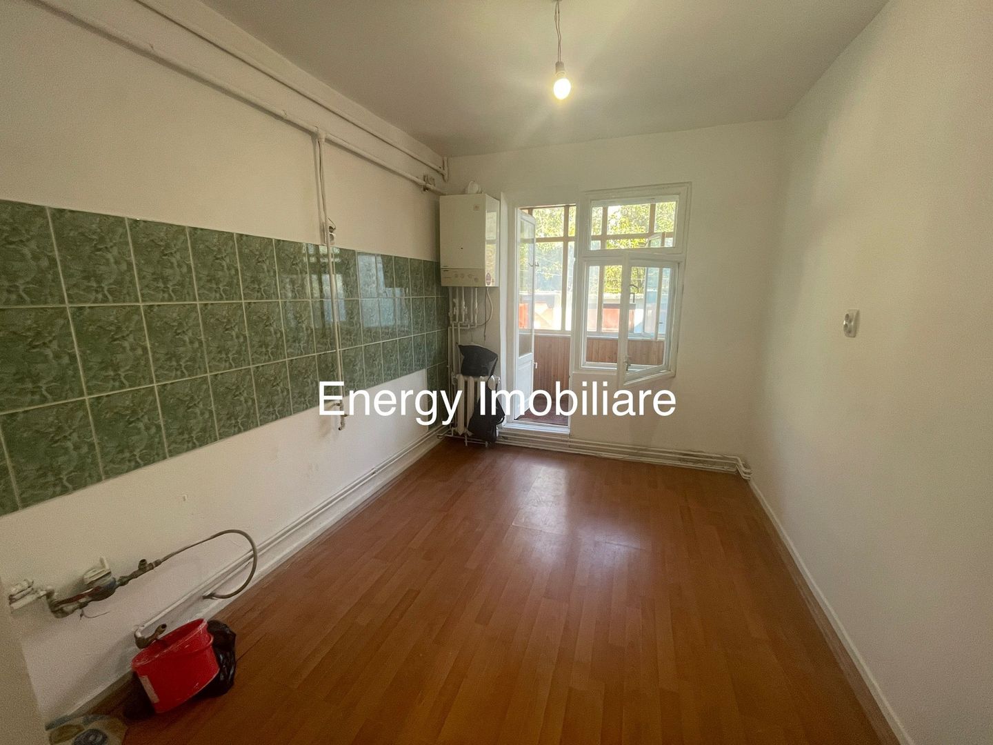 Apartament cu 2 camere, zona Tudor - Poză 6