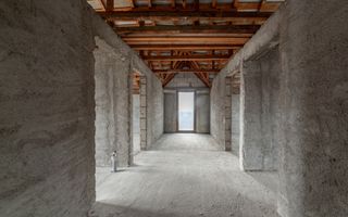 Casa sptioasa cu potential real in Maracineni la 5 pasi de Pitesti-Arges! - Poză 11
