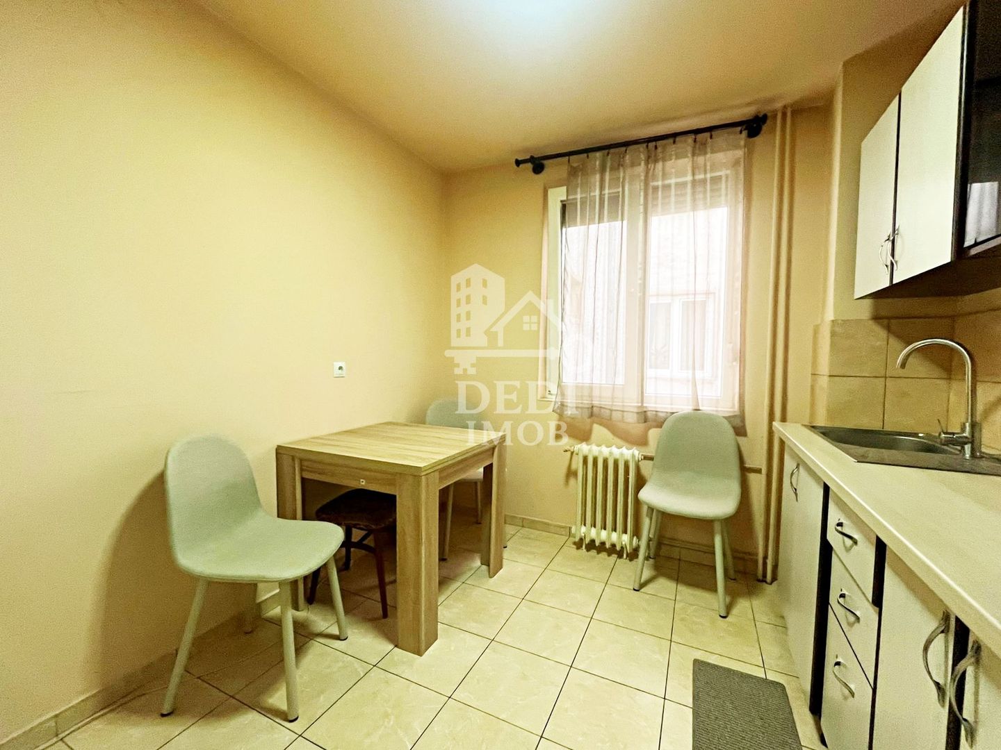 Apartament 3 camere de inchiriat in zona Centrala, Oradea - Poză 8