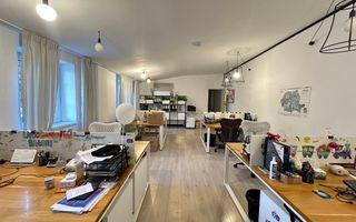Casă renovată și consolidată, ideală pentru birouri sau activități comerciale - Poză 19