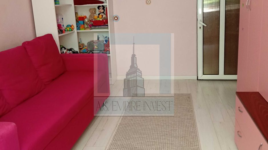 De vânzare apartament 2 camere, decomandat - zona Astra - Poză 3