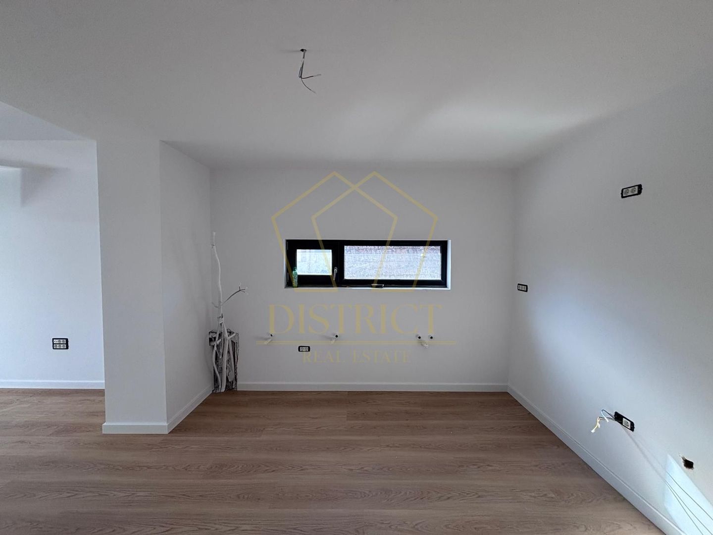 Com 0% Apartamente noi cu 2 camere, NZEB, panouri - Poză 3