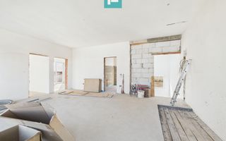 Penthouse cu lift privat și terasă mare în Ghiroda - Poză 7