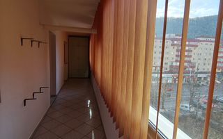 Apartament spațios de închiriat 3 camere Racadau - Poză 4