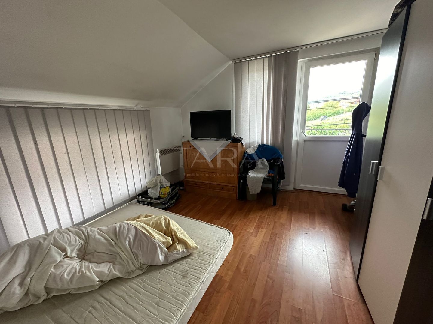 Casa cu 4 camere de vanzare in Iris - Poză 5