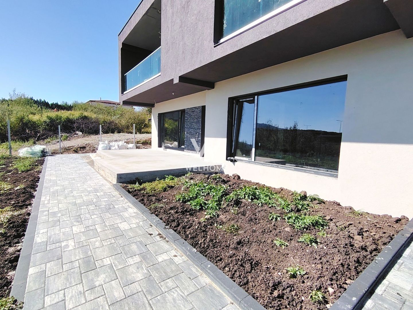 Casa mare cu garaj si teren 790 mp - Casa NOUA - Poză 1