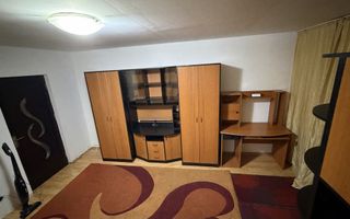 Garsonieră spațioasă de 32 mp de închiriat în Iași - Poză 1