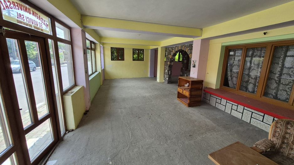 Spatiu comercial+Locuinta 664 mp construiti+anexa 16 mp si teren 845mp - Poză 27